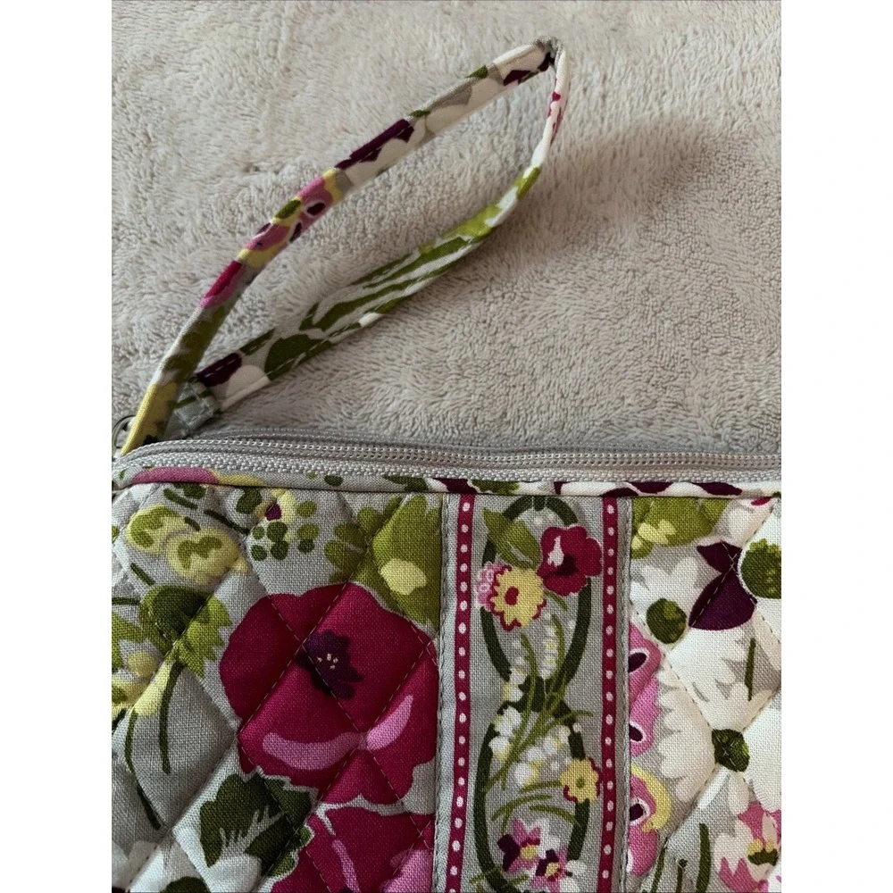 Boho Vera Bradley‎ Retired Make Me Blush Quilted Wristlet Wallet 7